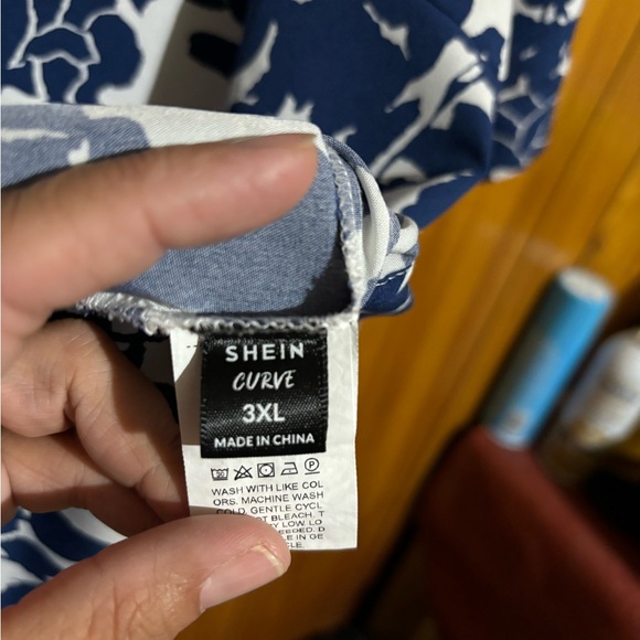 SHEIN top - Picture 6 of 6